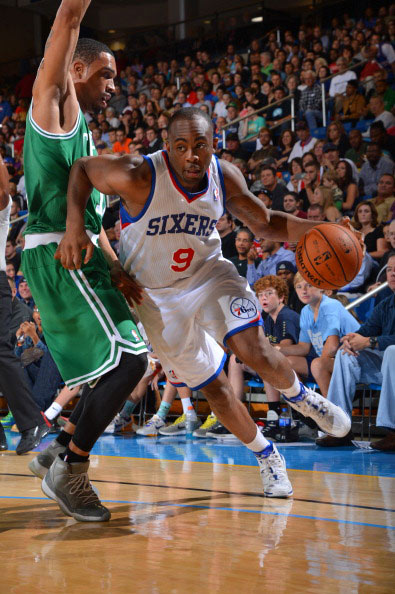 国安客场战平广州城（国安客场与广州城战成平局）