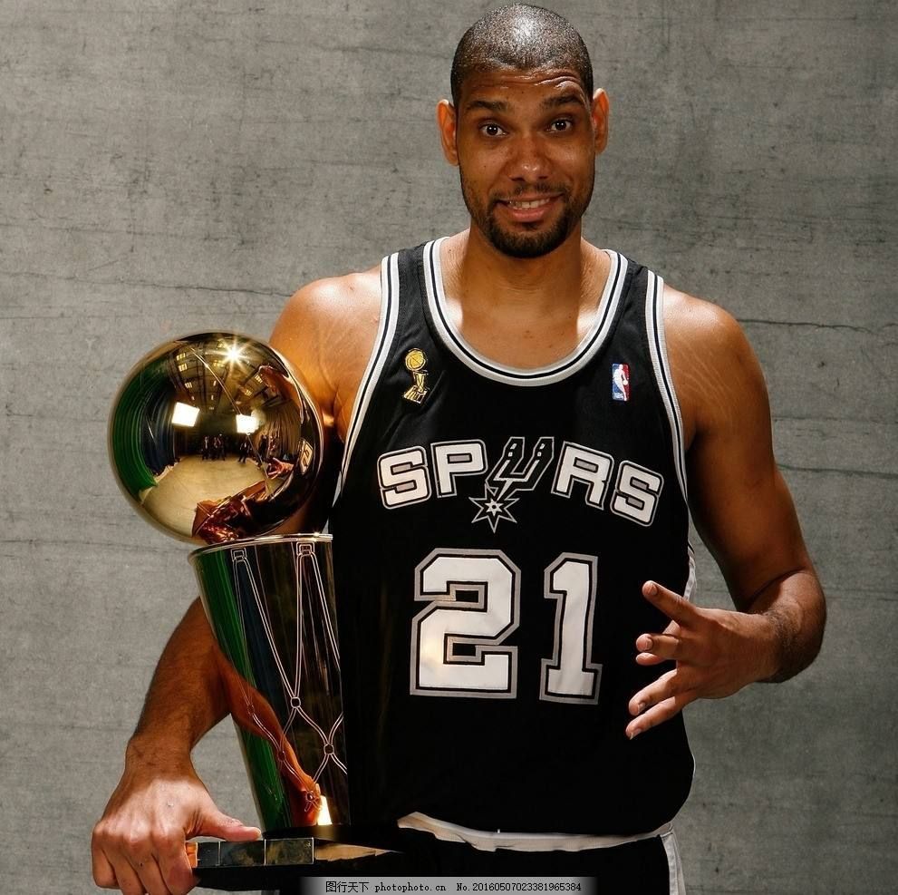 弟媳：我对巴黎唯有感激；和莱昂纳多的不愉快至今仍让我失望（弟媳：对巴黎满怀感恩，但与莱昂纳多的纷争至今仍令我失望）