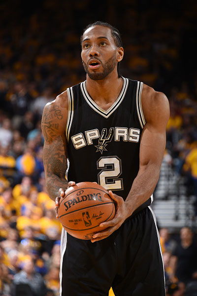 椰子：踢后卫让库普恢复信心；DV9受伤是戴维和奥蓬达的机会（椰子：让库普客串后卫助其重拾信心，DV9伤退成戴维与奥蓬达良机）