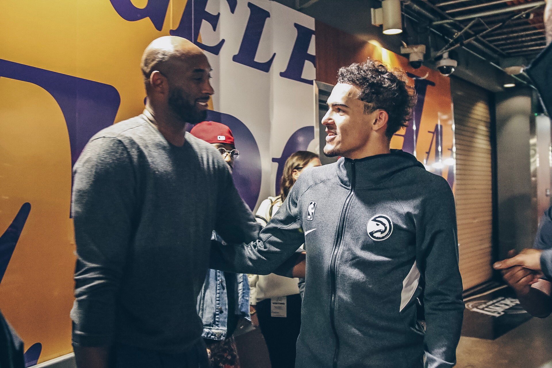 足坛一些球员会不会是有其他副业……？（足坛球员中有人在兼顾副业吗？）