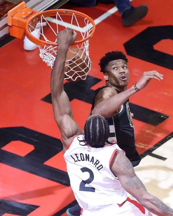 2280万买的恩里克砸手里？斯基拉：国米正找寻邓弗里斯的替补（2280万引进的恩里克成鸡肋？斯基拉：国米正物色邓弗里斯替身）